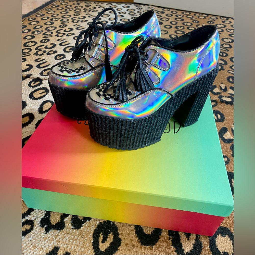 Current Mood Dolls Kill Metallic Iridescent Hologram Disco SpaceAge Platforms 7